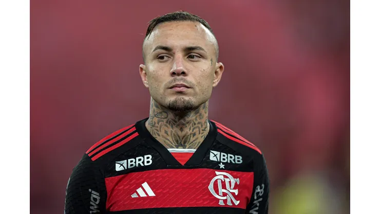 Cebolinha vai permanecer no Flamengo.