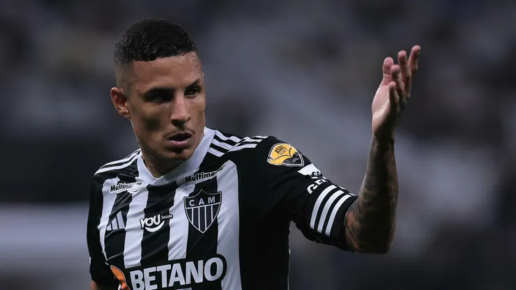 Arana falou a Raposa após o título. Foto: Ettore Chiereguini/AGIF