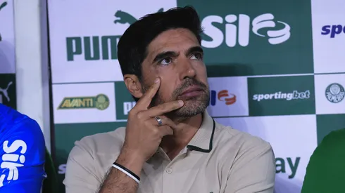 Abel Ferreira técnico do Palmeiras durante partida contra o Corinthians no estádio Arena Allianz Parque pelo campeonato Paulista 2025. Foto: Ettore Chiereguini/AGIF