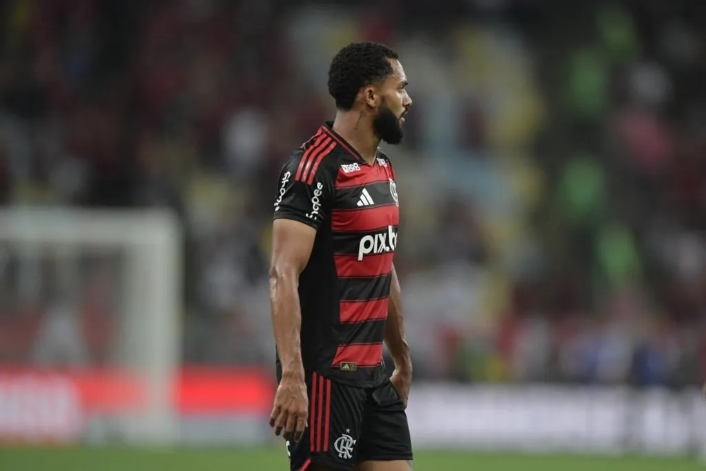Juninho foi, mais uma vez, elogiado pela torcida do Flamengo. Foto: Thiago Ribeiro/AGIF