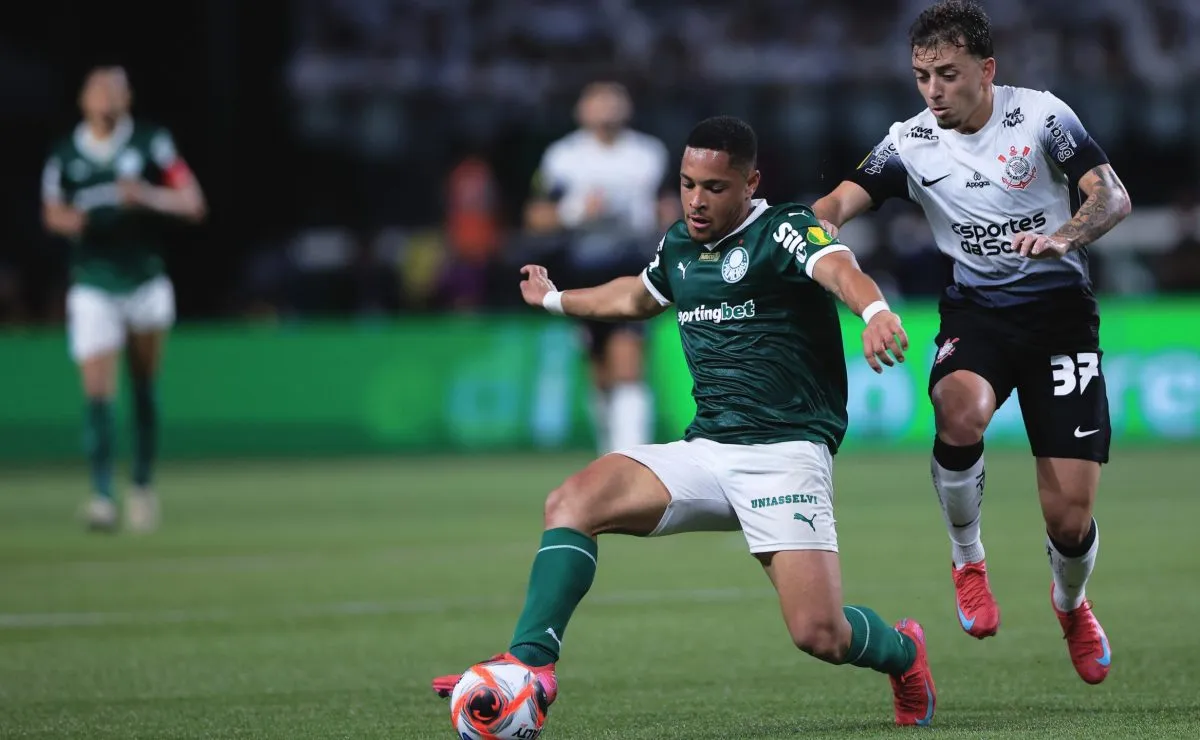 Corinthians bate Palmeiras no Allianz e sai na frente na final do Paulistão