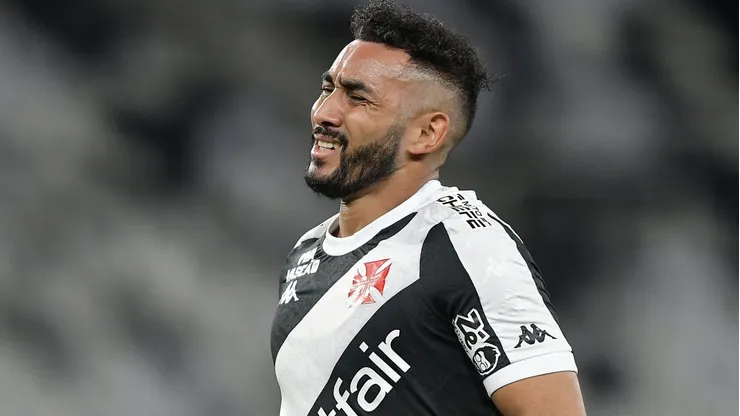 Dono de um alto salário, Payet não deve ter o contrato renovado com o Vasco