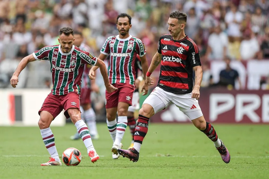 Rene, jogador do Fluminense durante partida contra o Flamengo no estadio Maracana pelo campeonato Carioca 2025. Foto: Thiago Ribeiro/AGIF