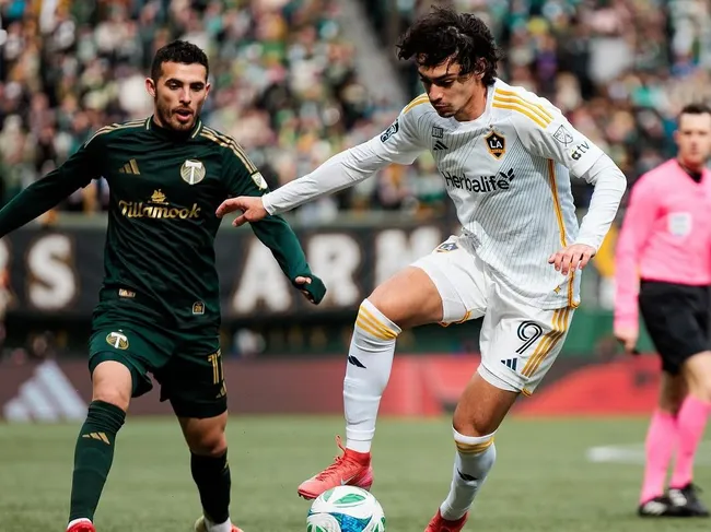 Matheus, nascimento ex-joia do Botafogo emprestado ao clube americano faz estreia na MLS neste final de semana. Foto: Divulgação/LA Galaxy