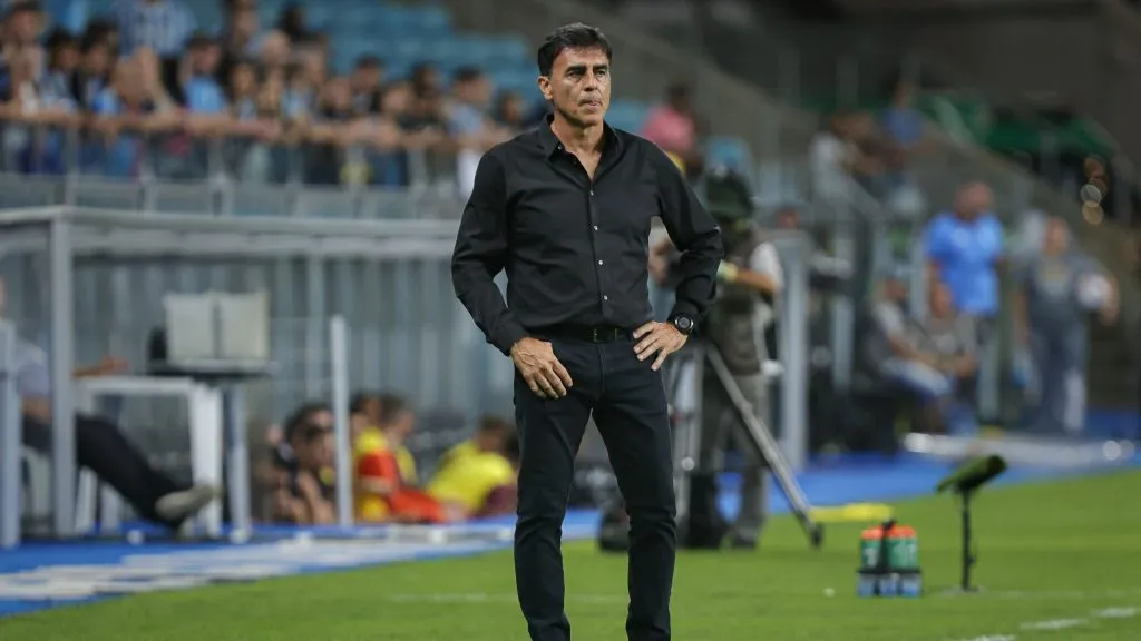 Quinteros no comando do Grêmio. Foto: Maxi Franzoi/AGIF