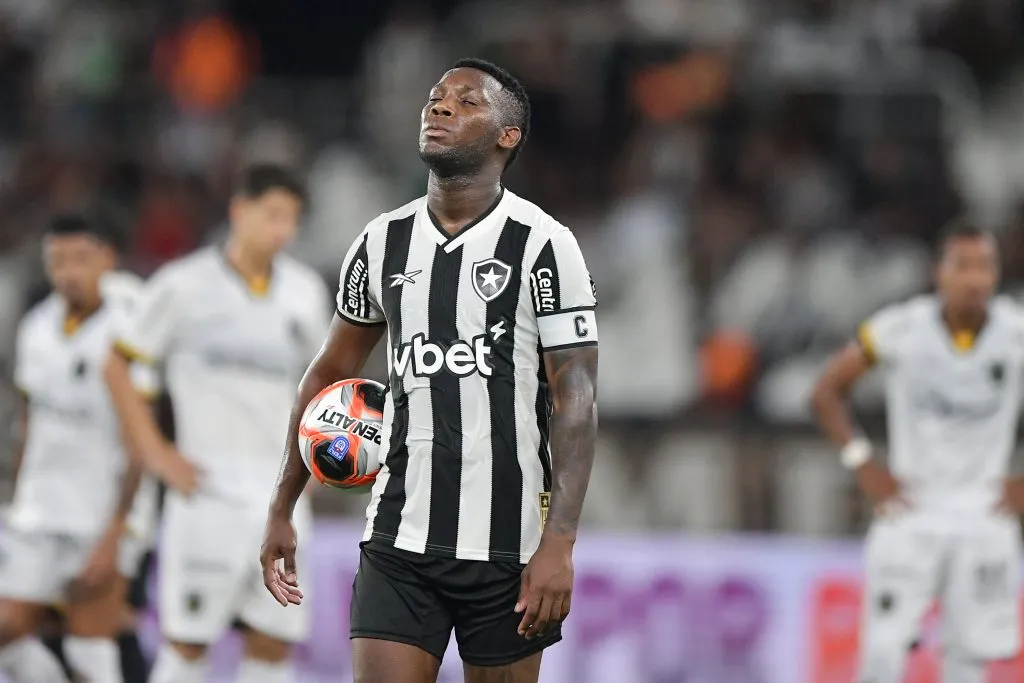 Patrick de Paula terá mais chances de atuar durante a temporada – Foto: Thiago Ribeiro/AGIF