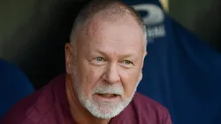 Mano Menezes é criticado após final do Carioca.