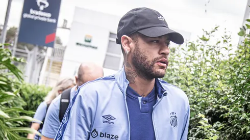 Neymar vem fazendo a diferença no Santos desde a sua chegada