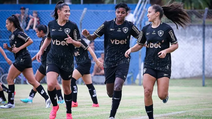 As Gloriosas venceram as rivais do Pérolas Negras na Copa Rio Feminina