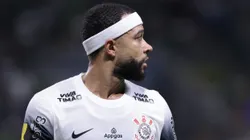 Memphis Depay jogador do Corinthians durante partida contra o Palmeiras no estádio Arena Allianz Parque pelo campeonato Paulista 2025.