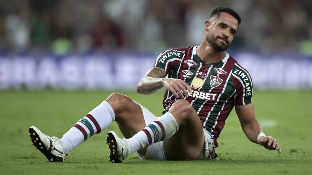 Renato Augusto jogador do Fluminense lamenta durante partida contra o Criciúma no estádio Maracanã pelo campeonato Brasileiro A 2024. Foto: Jorge Rodrigues/AGIF