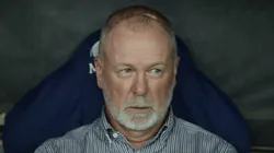 Mano Menezes recebe informação sobre retorno de jogador