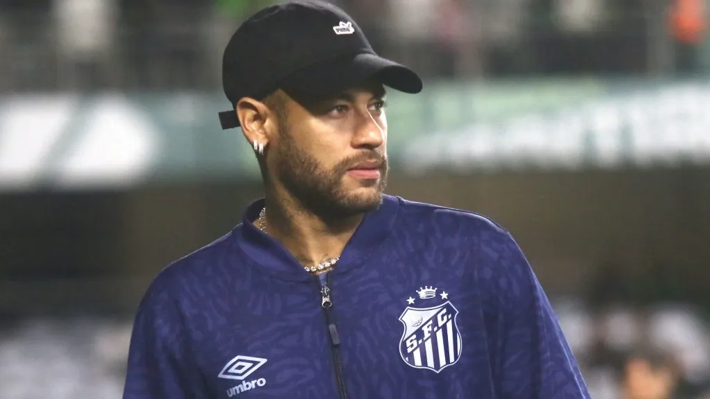 Neymar durante partida. Foto: Gabriel Machado/AGIF