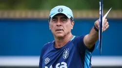 Quinteros se reuniu com o elenco do Imortal