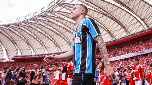 RS - PORTO ALEGRE - 16/03/2025 - GAUCHO 2025, INTERNACIONAL X GREMIO - Igor Serrote jogador do Gremio durante partida contra o Internacional no estadio Beira-Rio pelo campeonato Gaucho 2025. Foto: Maxi Franzoi/AGIF