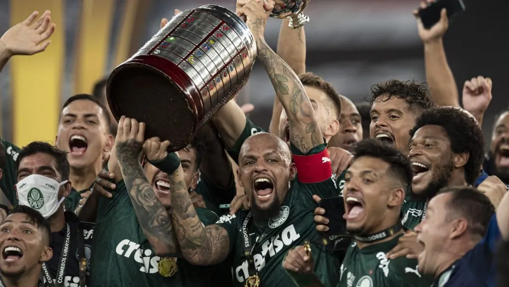 Foto: Jorge Rodrigues/AGIF – Felipe Melo venceu a Libertadores de 2020 e 2021 pelo Alviverde.