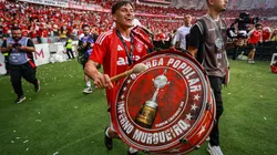 Bernabei comemorando pelo Internacional - Foto: Maxi Franzoi/AGIF