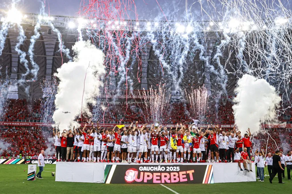 O Internacional venceu o Grêmio e se consagrou campeão do Gauchão de 2025. Foto: Maxi Franzoi/AGIF