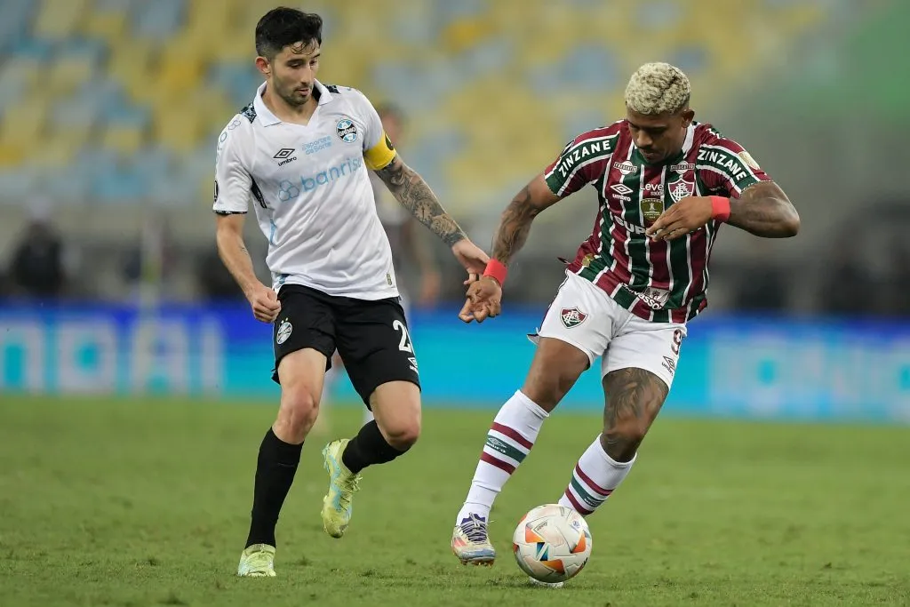 RJ – RIO DE JANEIRO – 20/08/2024 – COPA LIBERTADORES 2024, FLUMINENSE X GREMIO – John Kennedy jogador do Fluminense durante partida contra o Gremio no estadio Maracana pelo campeonato Copa Libertadores 2024. Foto: Thiago Ribeiro/AGIF