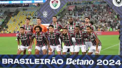 Jogadores do Fluminense posam para foto antes na partida contra Botafogo - Foto: Thiago Ribeiro/AGIF