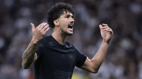 Gustavo Henrique em jogo do Corinthians