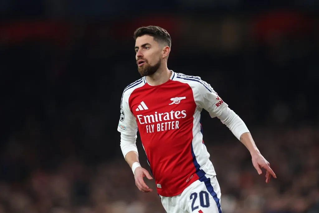 Jorginho tem contrato com o Arsenal até o final da temporada europeia. Foto: Alex Pantling/Getty Images)