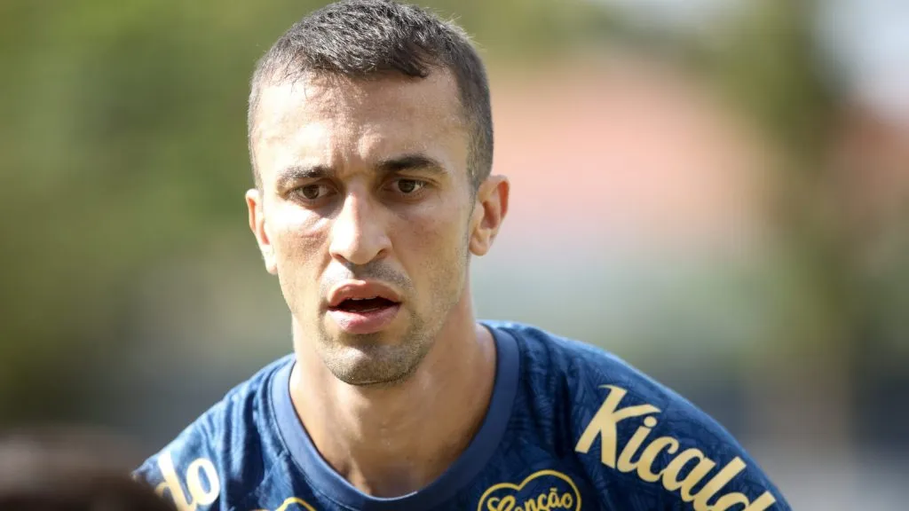 João Schmidt durante treinamento. Foto: Reinaldo Campos/AGIF