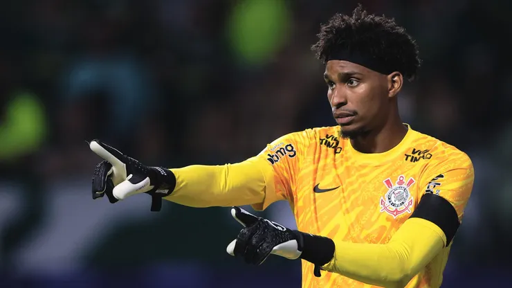 Goleiro Hugo Souza do Corinthians em jogo pelo Campeonato Paulista 2025. Foto: Ettore Chiereguini/AGIF