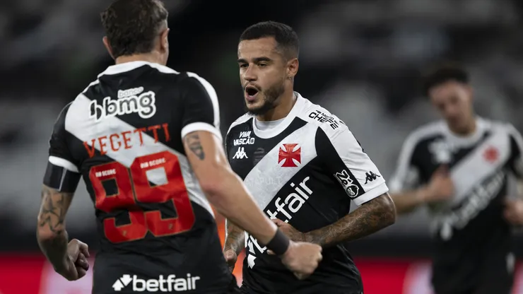 Coutinho, meia do Vasco. Foto: Thiago Ribeiro/AGIF