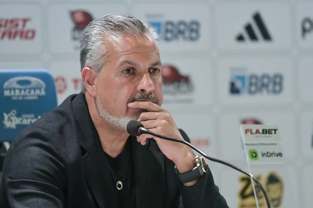 Jose Boto dirigente durante sua apresentação oficial do jogador Danilo do Flamengo em coletiva de imprensa realizada no Maracanã. Foto: Thiago Ribeiro/AGIF