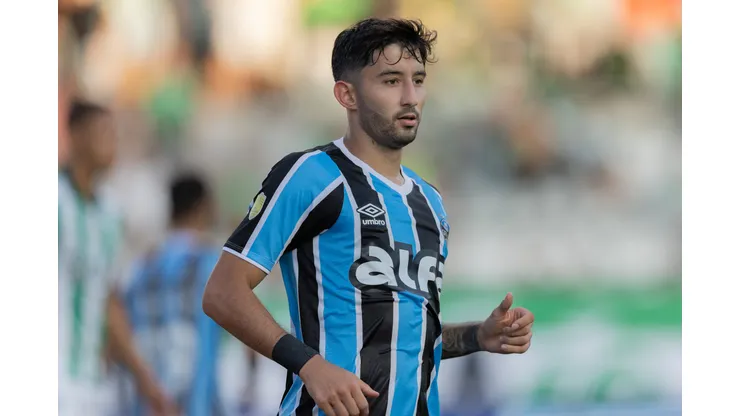 Villasanti é destaque do time do Grêmio. Foto: Liamara Polli/AGIF