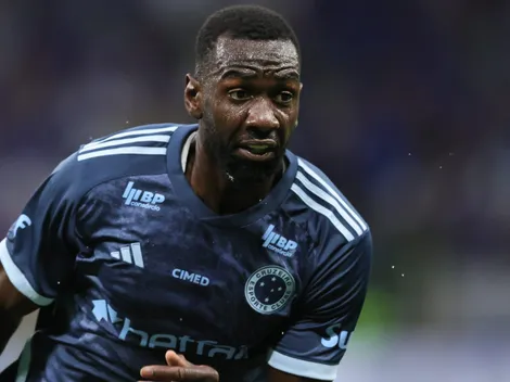 Bolasie não treina no Cruzeiro nesta quarta (19) e motivo é revelado