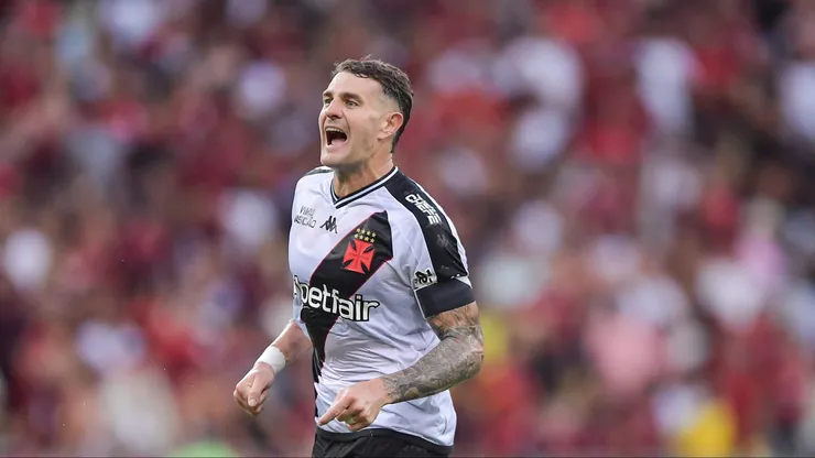 Vegetti em ação pelo Vasco durante a semifinal do Cariocão. Foto: Thiago Ribeiro/AGIF