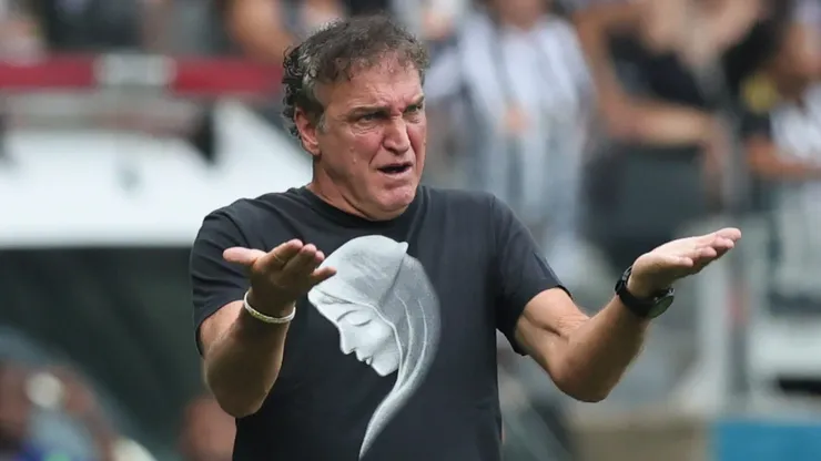 Cuca pode perder jogadores em 2025. Foto: Gilson Lobo/AGIF