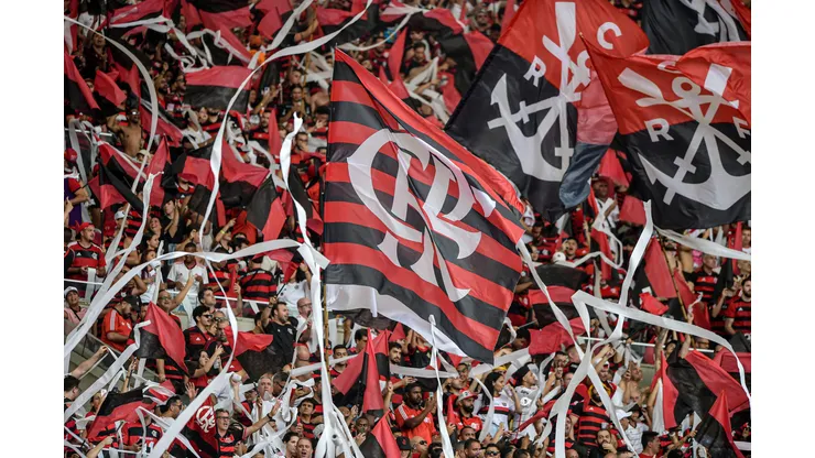 Torcida do Flamengo durante partida contra Atlético-MG no estádio Maracanã pelo campeonato Copa Do Brasil 2024. Foto: Thiago Ribeiro/AGIF