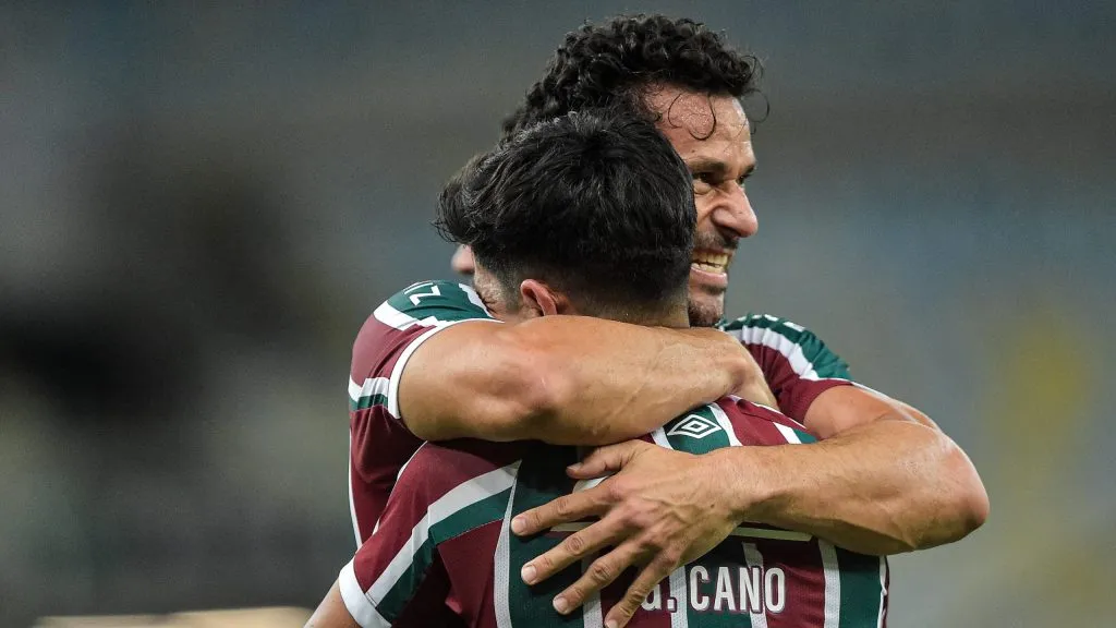 Fred jogador do Fluminense comemora seu gol com German Cano jogador da sua equipe durante partida contra o Vila Nova-GO no estádio Maracanã pelo campeonato Copa do Brasil 2022. Foto: Thiago Ribeiro/AGIF