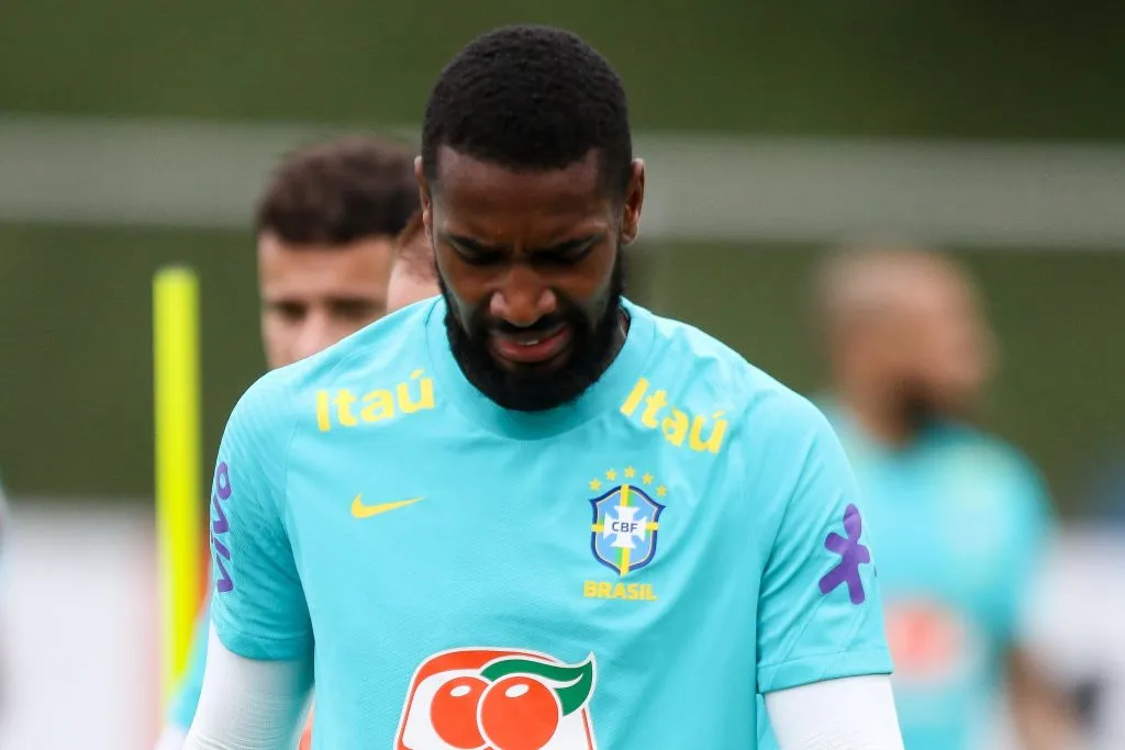MG – Belo Horizonte – 31/01/2022 – SELECAO BRASILEIRA, TREINO – Gerson jogador do Selecao Brasileira durante treino no Centro de Treinamento CT Toca II. Foto: Fernando Moreno/AGIF