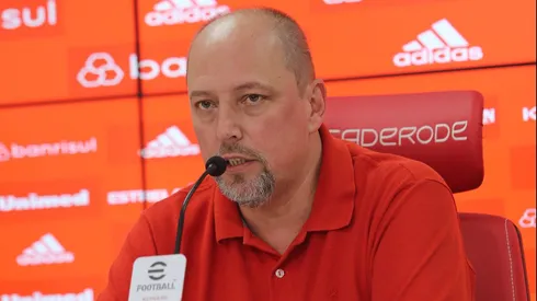 Presidente Barcellos em entrevista coletiva - Foto: Flickr/Internacional