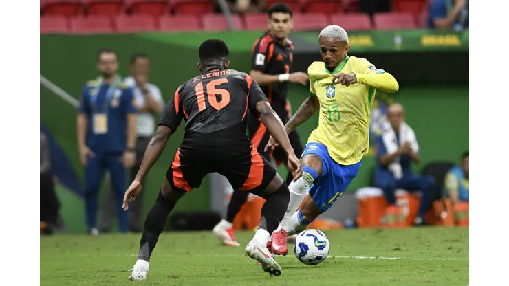 Wesley jogador do Brasil durante partida contra o Colombia. Foto: Mateus Bonomi/AGIF