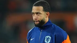 Memphis Depay antes de partida entre Holanda e Espanha, em Roterdã, pelas quartas de final da Liga das Nações. Foto: Alex Bierens de Haan/