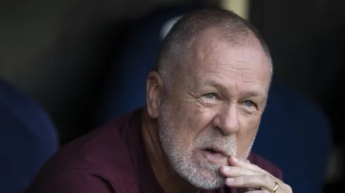 RJ - RIO DE JANEIRO - 02/03/2025 - CARIOCA 2025, FLUMINENSE X VOLTA REDONDA - Mano Menezes tecnico do Fluminense durante partida contra o Volta Redonda no estadio Maracana pelo campeonato Carioca 2025. Foto: Jorge Rodrigues/AGIF