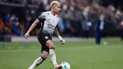 Matheuzinho é um dos destaques do Corinthians. Foto: Marcello Zambrana/AGIF