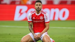 Bruno Tabata jogador do Internacional lamenta durante partida contra o Flamengo no estádio Beira-Rio pelo campeonato Brasileiro A 2024.