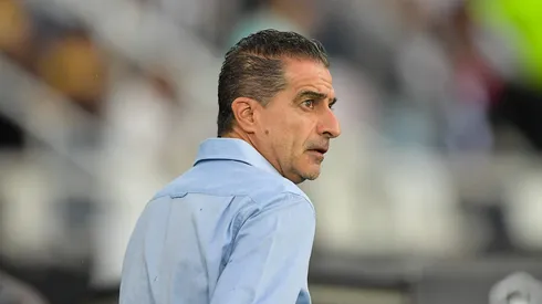 Renato Paiva técnico do Bahia durante partida contra o Botafogo no estadio Engenhao pelo campeonato Brasileiro A 2023. Foto: Thiago Ribeiro/AGIF