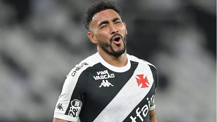 Com contrato encerrando em Maio, Payet não deve permanecer em São Januário