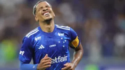 Matheus Pereira, jogador do Cruzeiro, lamenta durante partida contra o Betim no estadio Mineirao pelo campeonato Mineiro 2025. Foto: Gilson Lobo/AGIF