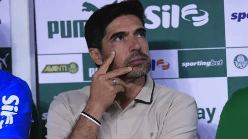 Técnico virou alvo de críticas - Foto: Ettore Chiereguini/AGIF.