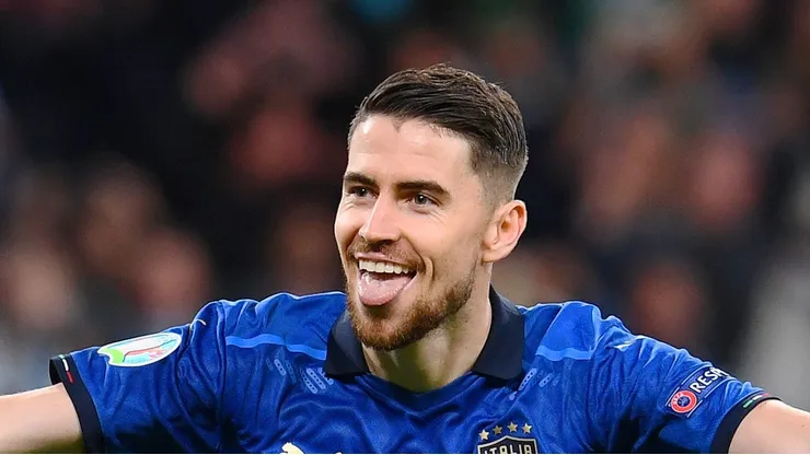 Jorginho comemorando vitória da Itália na Euro 2020.