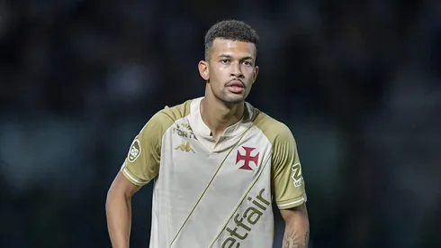João Victor jogador do Vasco durante partida contra o Bahia no estádio São Januário pelo campeonato Brasileiro A 2024.