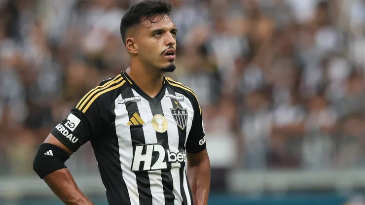 Gabriel Menino, jogador do Atlético-MG durante partida contra o America-MG no estadio Mineirao pelo campeonato Mineiro 2025. Foto: Gilson Lobo/AGIF
